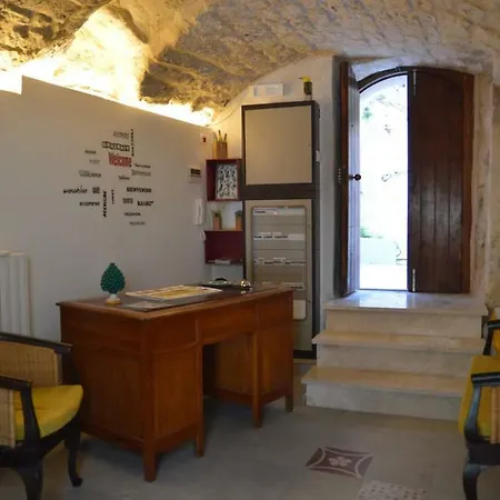 Lucernaio 3* רגוזה